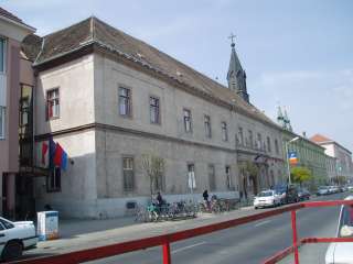 Pápa, Jókai u. 07. 1.kép.jpg Pápa, Jókai u. 07. 1.kép.jpg