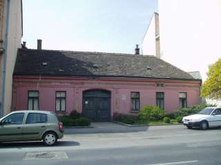 Pápa, Jókai u. 13. 1.kép.jpg Pápa, Jókai u. 13. 1.kép.jpg