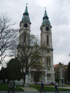 Pápa, Március 15. tér: Református nagytemplom.jpg Pápa, Március 15. tér: Református nagytemplom.jpg