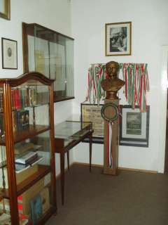 Sümeg, Kisfaludy tér 02. 08.kép.jpg Sümeg, Kisfaludy tér 02. 08.kép.jpg