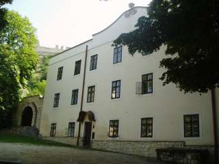 Sümeg, Szent István tér 07. Ferences kolostor 1.kép.jpg Sümeg, Szent István tér 07. Ferences kolostor 1.kép.jpg