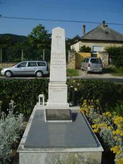 Sümeg, Temető: Békefi László sírja.jpg Sümeg, Temető: Békefi László sírja.jpg