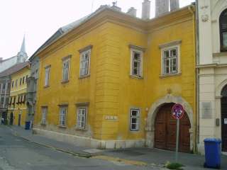 Sopron, Szent György u. 19.jpg Sopron, Szent György u. 19.jpg