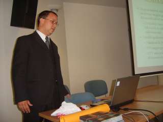 STA64094 előadó Bajnok László - Nemzeti Audiovizuális Archivum.JPG STA64094 előadó Bajnok László - Nemzeti Audiovizuális Archivum.JPG